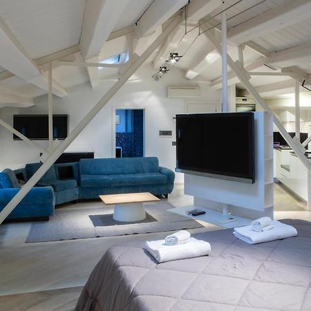 Апартаменты Casa Paoligno Ези Экстерьер фото